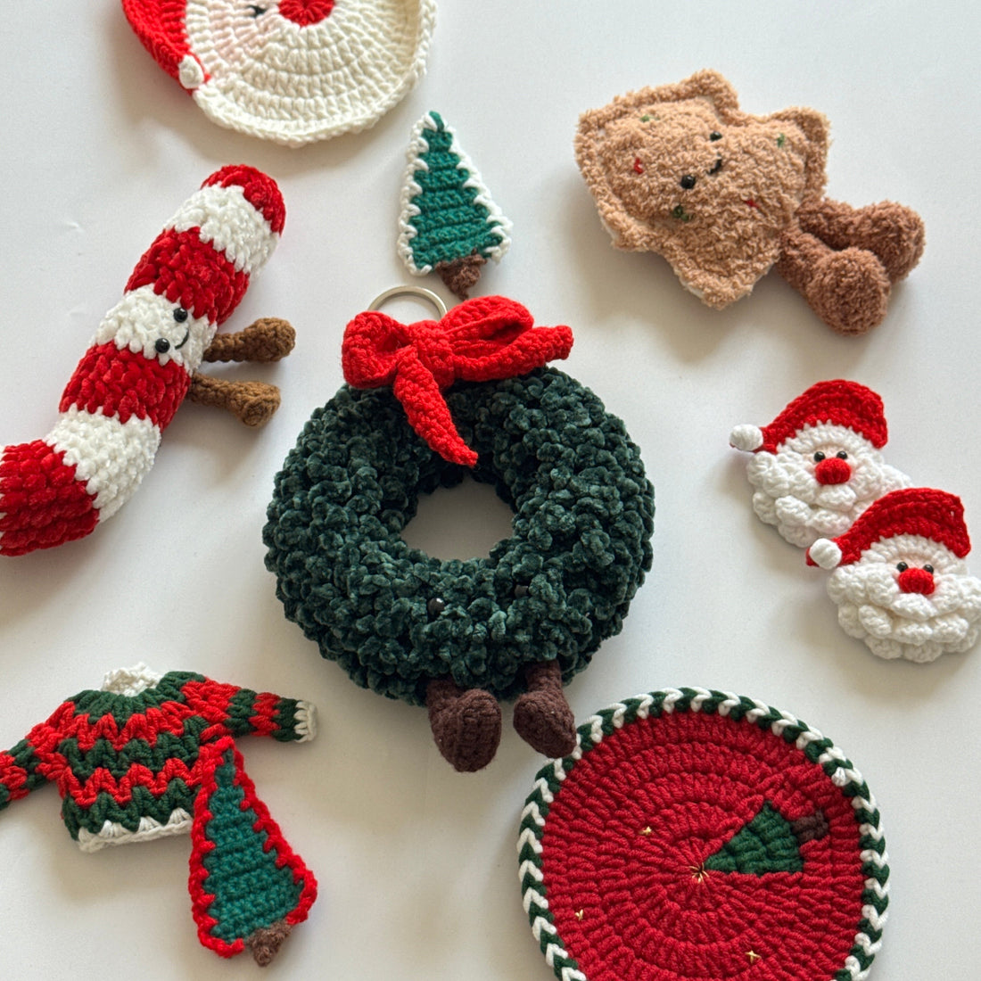 7 quick Christmas crochet projects from Lily’s Loop – last-minute crochet Christmas gift ideas