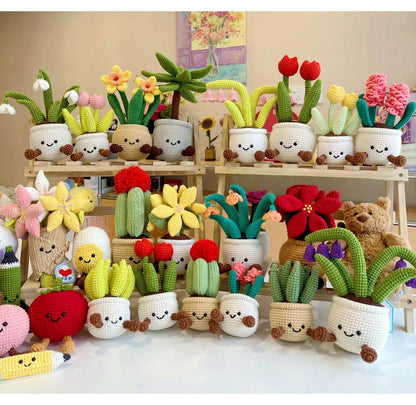 Tulip Pot Crochet Kit Beginner-Friendly Craft Set