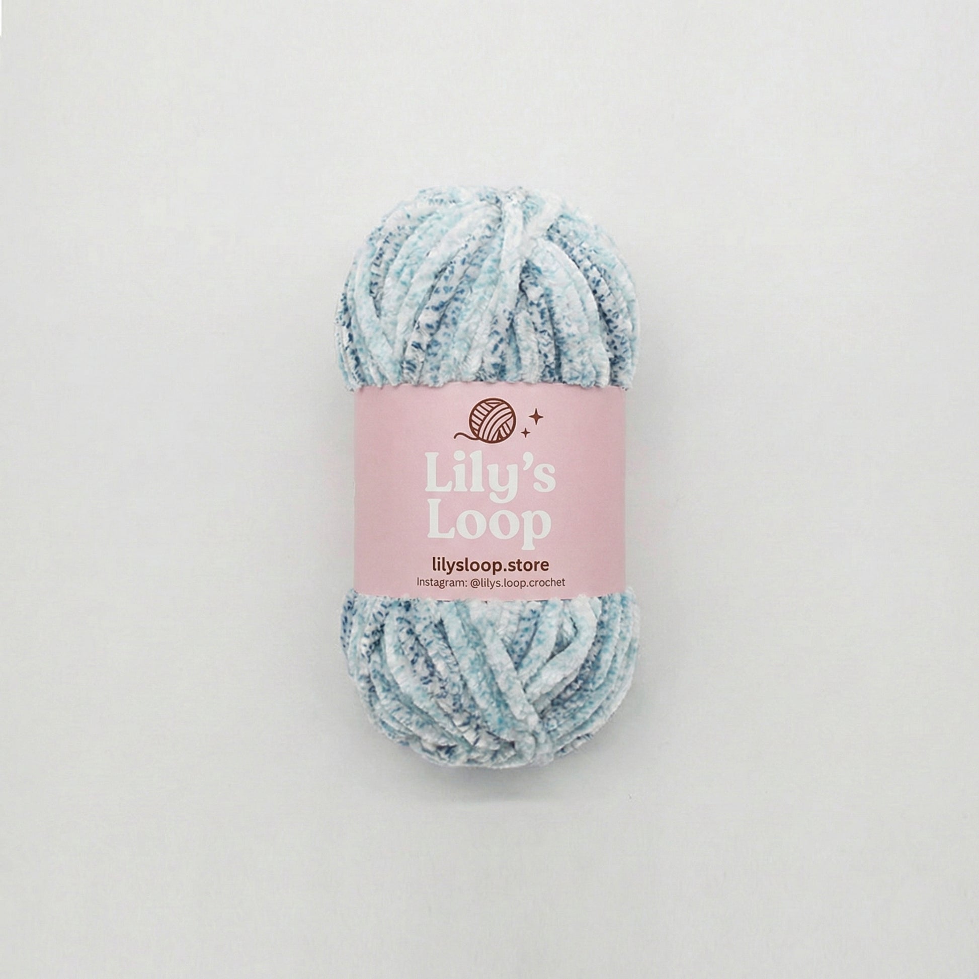 CloudVelvet Chenille Yarn (100g) Super Bulky – chunky yarn for amigurumi and bags