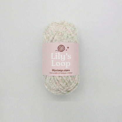 CloudVelvet Chenille Yarn (100g) Super Bulky – chunky yarn for amigurumi and bags