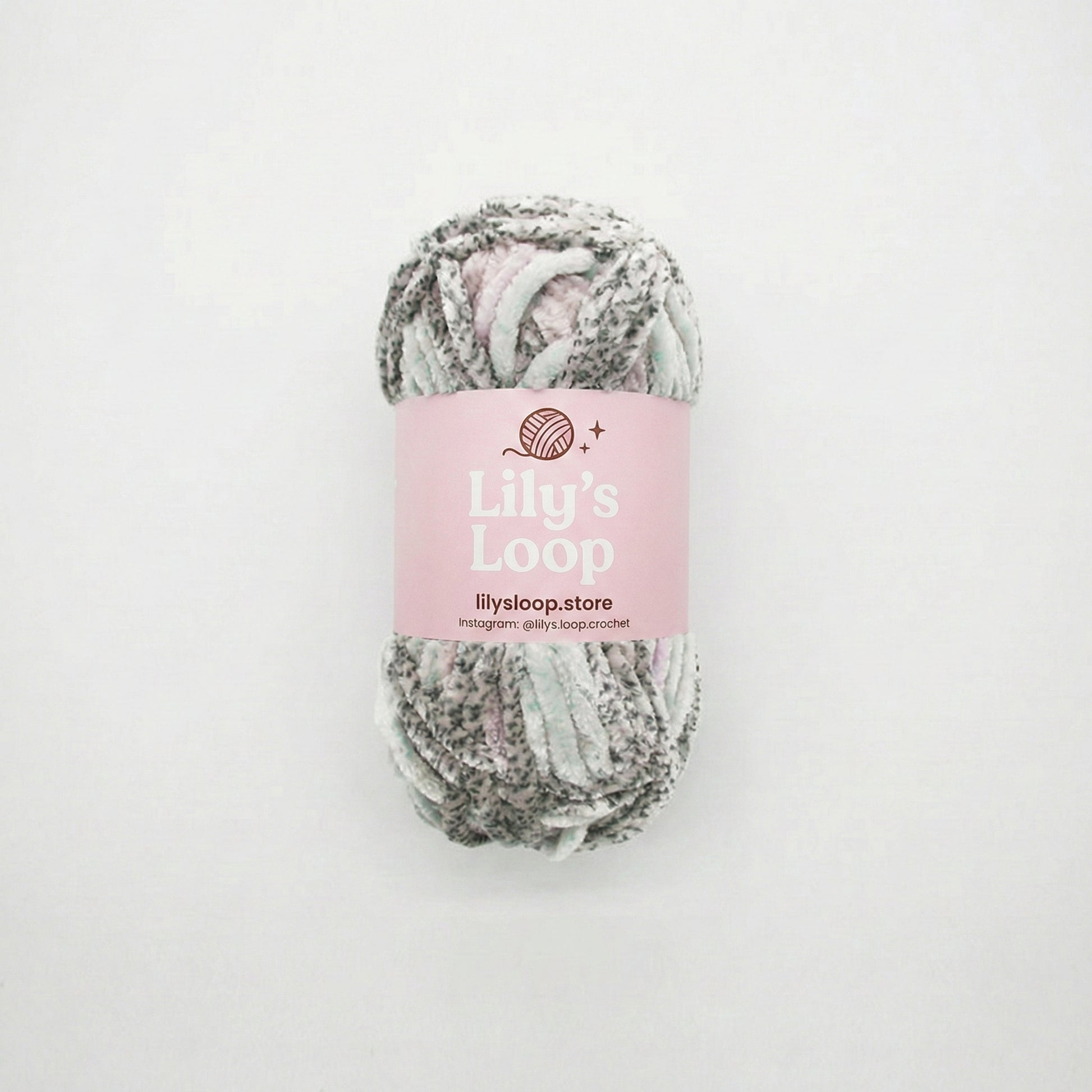 CloudVelvet Chenille Yarn (100g) Super Bulky – chunky yarn for amigurumi and bags