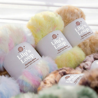 Bunny Fluff Faux Fur Yarn (50g)  Super Bulky by Lily's Loop – soft crochet yarn ball