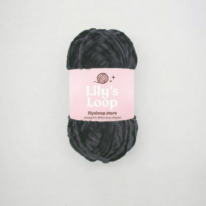 Light Khaki CloudVelvet Chenille Yarn (100g) Super Bulky – chunky yarn for amigurumi and bags