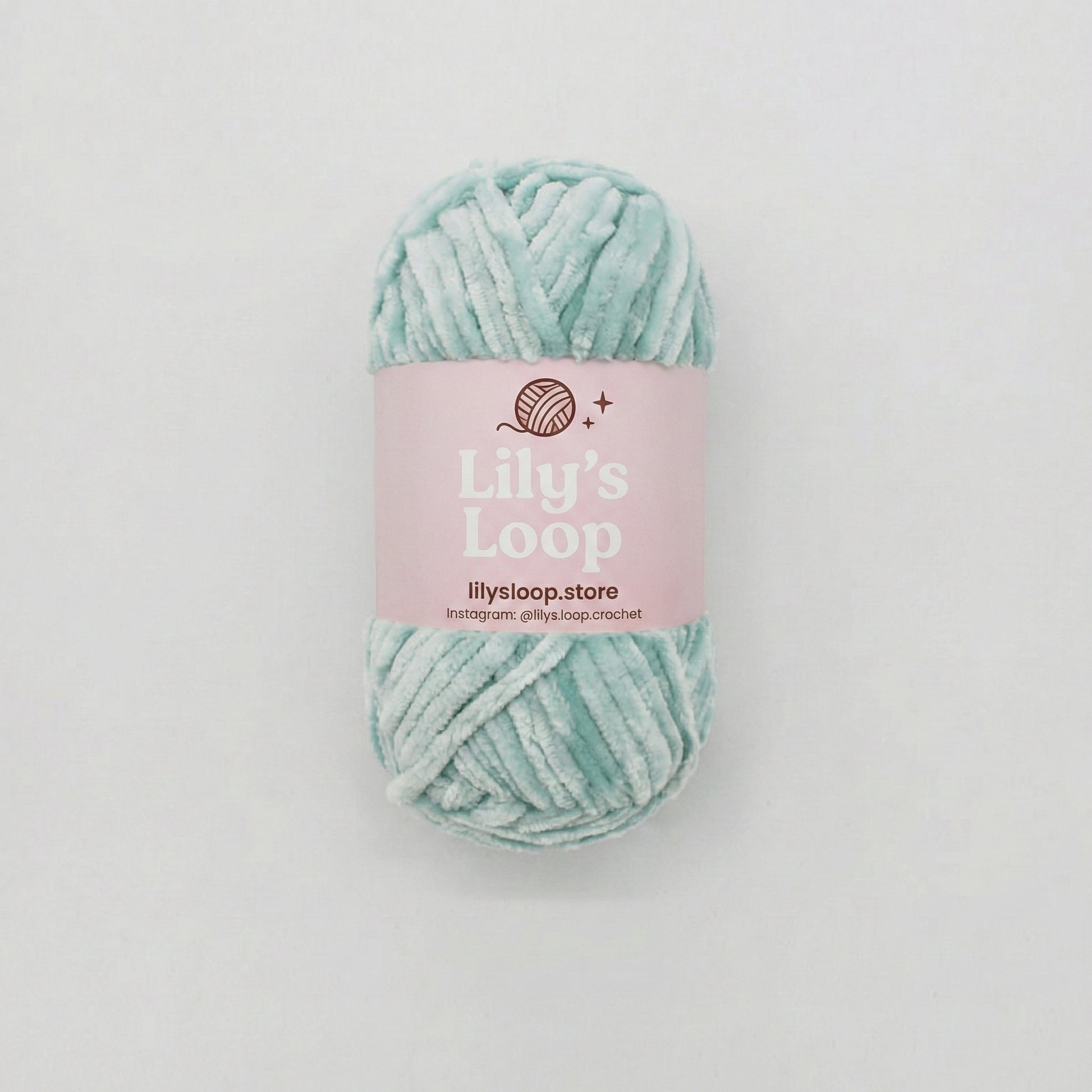 Tender Green CloudVelvet Chenille Yarn (100g) Super Bulky – chunky yarn for amigurumi and bags
