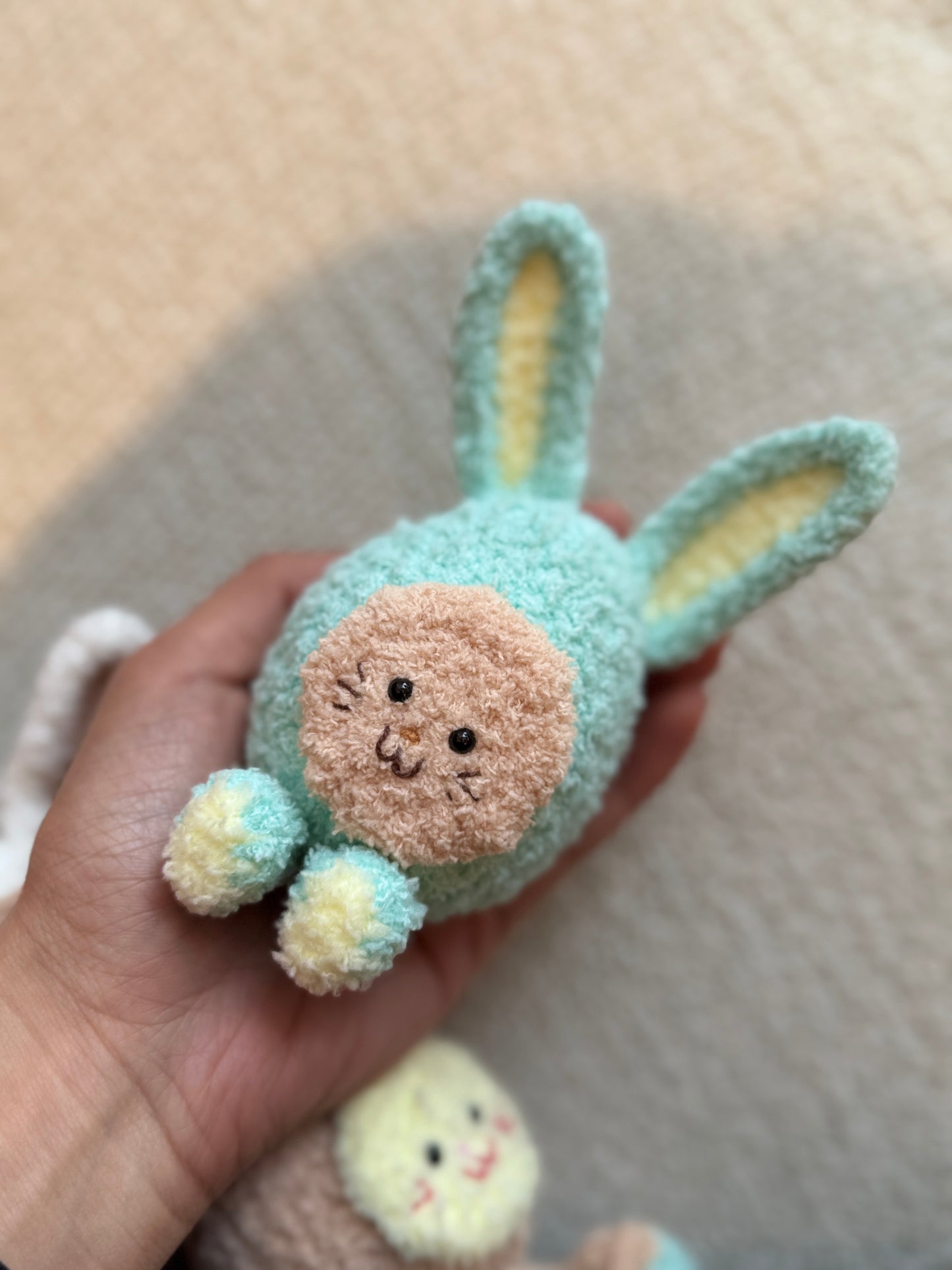 Bunny Egg Crochet Pattern – alternative color scheme example