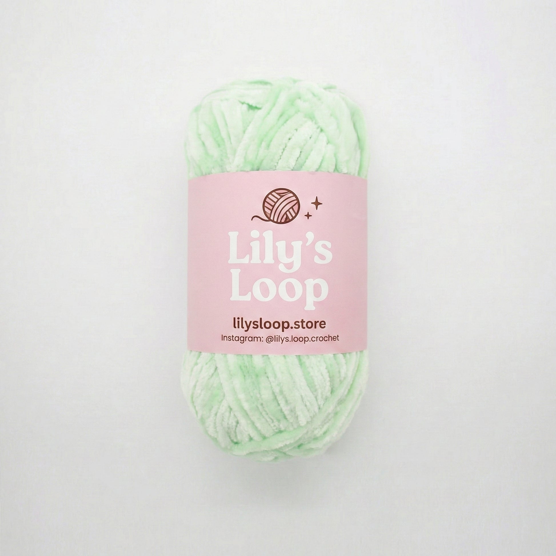 Vivid Lavender CloudVelvet Chenille Yarn (100g) Super Bulky – chunky yarn for amigurumi and bags