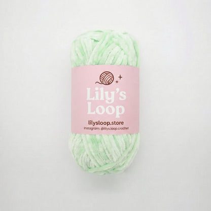 Vivid Lavender CloudVelvet Chenille Yarn (100g) Super Bulky – chunky yarn for amigurumi and bags