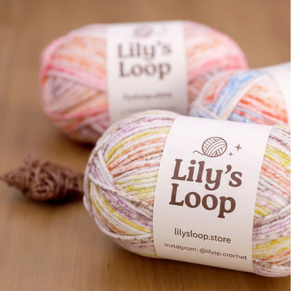 Artisan Speckle Light 8-Ply Spray-Dyed Cotton Yarn (100g/130m) by Lily's Loop – soft crochet yarn ball