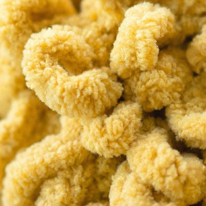 Chunky 9mm Puffy Finger Knitting Yarn (100g/8m) close-up texture detail
