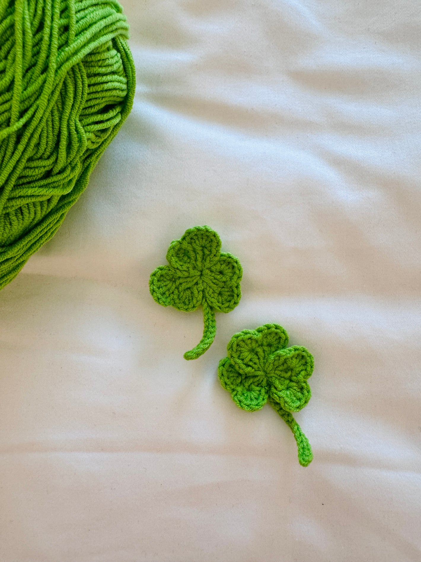 Shamrock Motif – finished amigurumi made with plush yarn