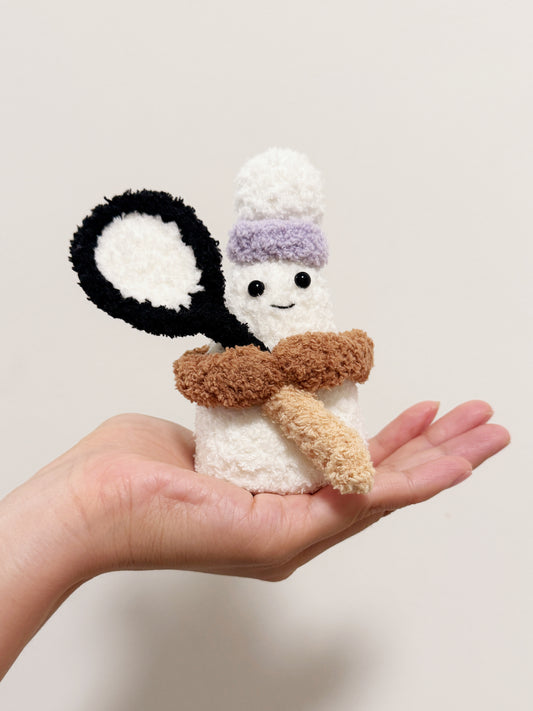 Badminton Buddy Crochet Pattern – finished amigurumi made with plush yarn
