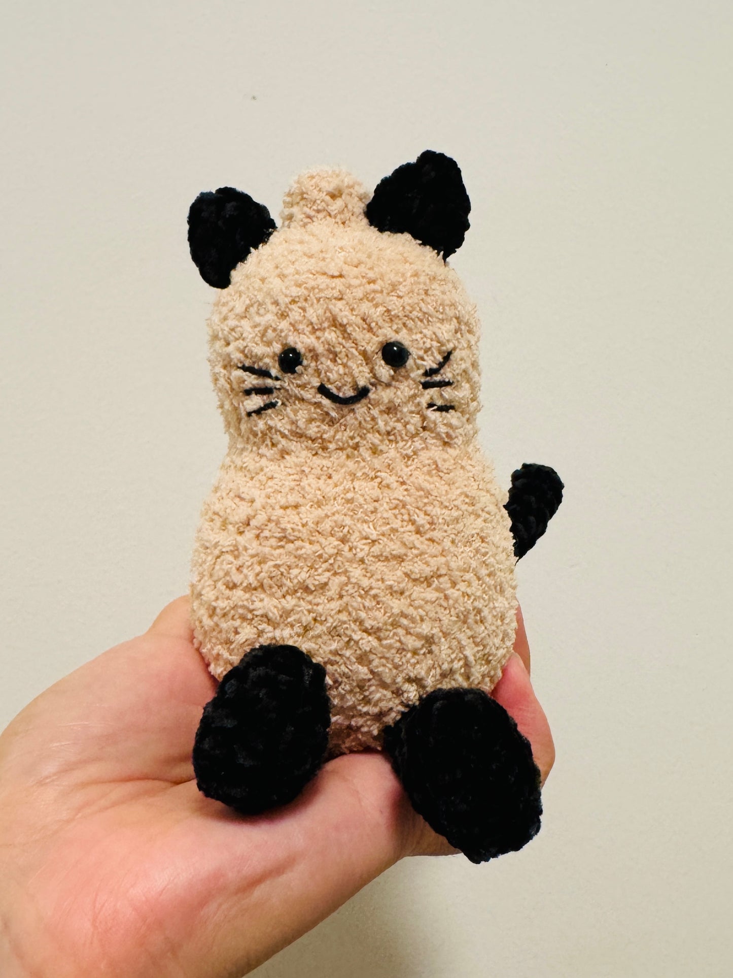 Peanut Cat Crochet Kit,DIY Combo – finished amigurumi example