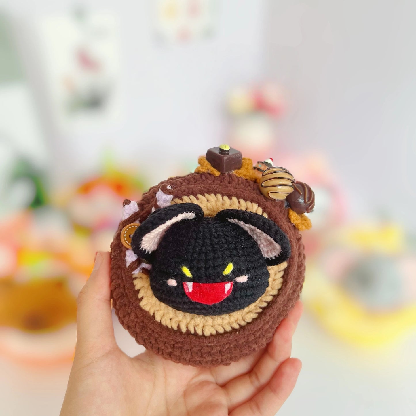 The "Sweet Zoo Bakery" Swiss Roll Amigurumi Kit – amigurumi crochet kit detail 9